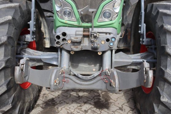 Tractor Fendt 720 VARIO Diesel 148kW 2012 Fendt 720 VARIO 2012 2 image 12