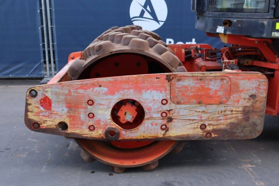 Studded Roller Caterpillar CP44 Diesel 74.5kW 2011 CP44 2011 2 image 12