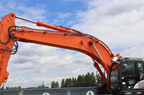 Crawler excavator Hitachi ZX490LCH-6 CW45 Diesel 270kW 2019 ZX 490LCH-6 2019 2 Crawler Excavators image 12