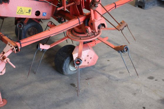 Hay tedder Kuhn GF-6401MH Digidrive 2005 Kuhn GF-6401MH Digidrive 2005 2 image 12