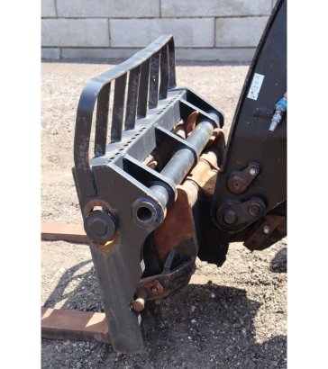Manitou MLT 340-137/ST3B Telehandler Diesel 4000kg 7.6m 2013 MLT 340-137/ST3B 2013 2 image 12