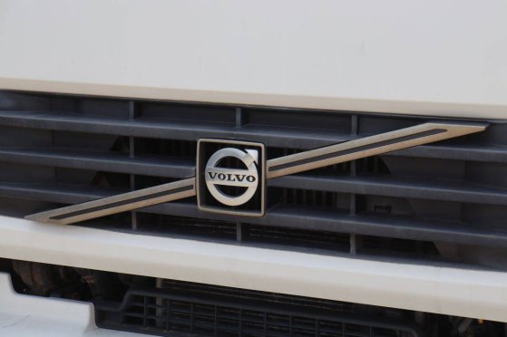 Box truck Volvo FL240 refrigerated Diesel 2012 FL240 frigo 2012 2 image 27