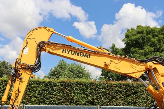 Crawler excavator Hyundai Robex145LCR-9 Diesel 115kW 2010 Robex145LCR-9 2010 2 Crawler Excavators image 12
