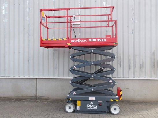SkyJack SJ3219 Electric Scissor Lift 7.81m 2017 Skyjack SJ3219 2017 2 Scissor Lifts image 12