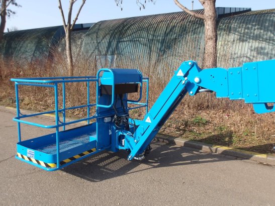 Telescopic boom lift Genie S-85 Diesel 27.91m 2012 S-85 2012 2 image 12