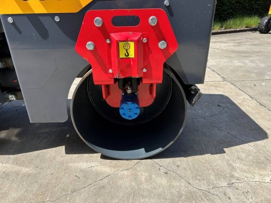 Tandem vibratory roller Captok CK1000 Petrol 2025 New Captok CK1000 2025 1 image 12