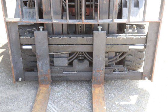 Linde E25/600-02 Electric Forklift 2500kg 2000 E25/600-02 2000 2 Forklift image 12