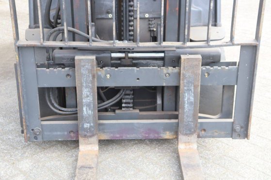 Linde E25L-01 Electric Forklift 2500kg 2016 E25L-01 2016 2 Forklift image 12