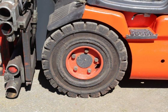 Linde E25-02 Electric Forklift 2500kg 5.3m 2011 E25-02 2011 2 Forklift image 12