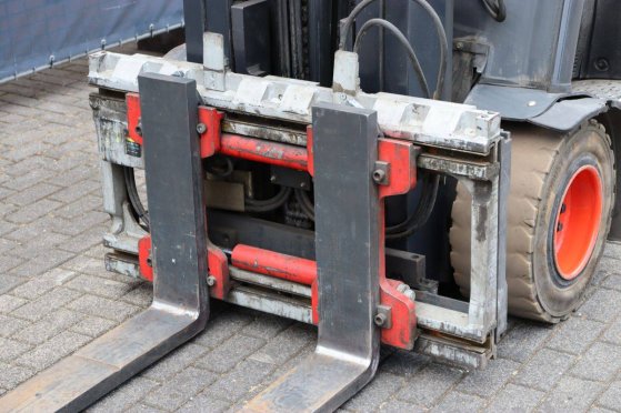 Linde E30HL-01/600 Electric Forklift 3000kg 2015 E30HL-01/600 2015 2 Forklift image 12