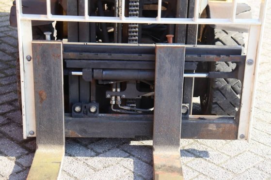 Forklift Yale GLP16VX LPG 1600kg 3.21m 2014 GLP16VX 2014 2 Forklift image 12