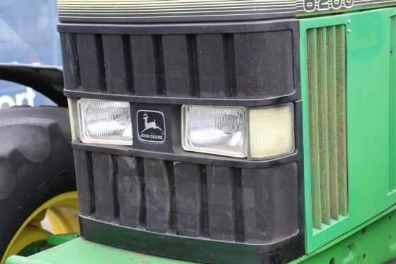 Tractor John Deere 6200 Diesel 1993 John Deere 6200 1993 2 image 12
