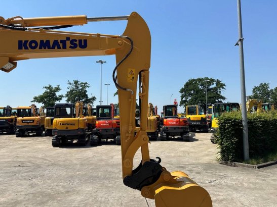 Midi excavator Komatsu PC56-7 Diesel 2016 PC56-7 2016 2 Crawler Excavators image 12