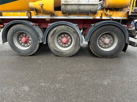 Concrete mixer De Buf ST3 Diesel 2014 De Buf ST3 2014 2 image 12