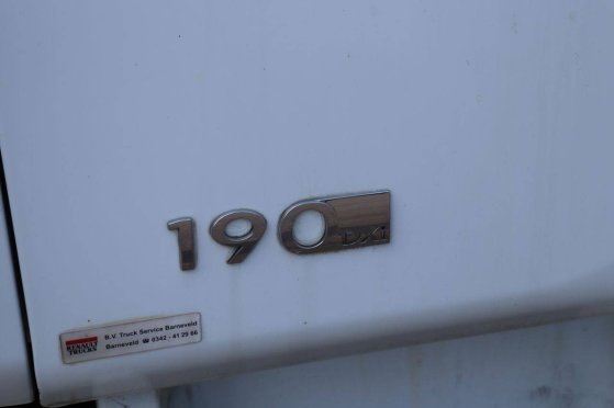 Container Transport Truck Renault Midlum 190-08 EL Diesel 191 hp 2007 701 2007 2 image 12