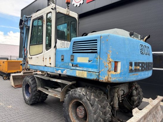 Wheel excavator Liebherr A900B Litronic Diesel 82kW 2000 A900B Litronic 2000 2 Wheeled Excavators image 27