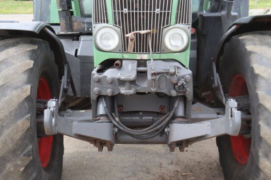Tractor Fendt Farmer 411 Vario Diesel 2002 Fendt Farmer 411 Vario 2002 2 image 12