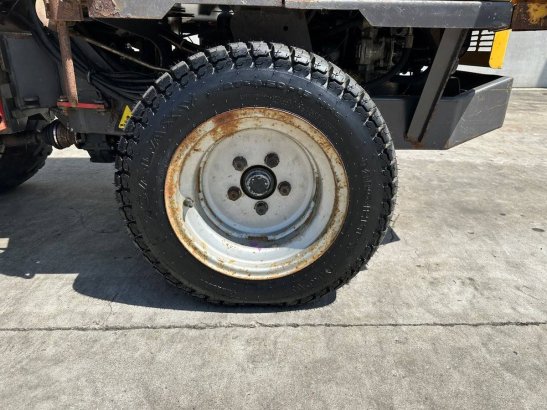 Tire dumper Pel-Job ED 750 Diesel 1999 ED 750 1999 2 Dump Truck image 27