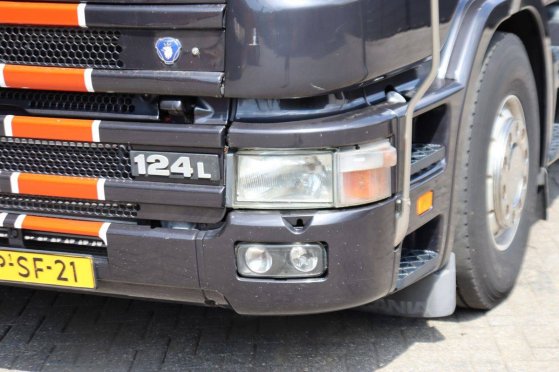 Chassis Cabin Scania T124 LA4X2 NA 470 Diesel 470hp 2001 T124 LA4X2 NA 470 2001 2 image 12