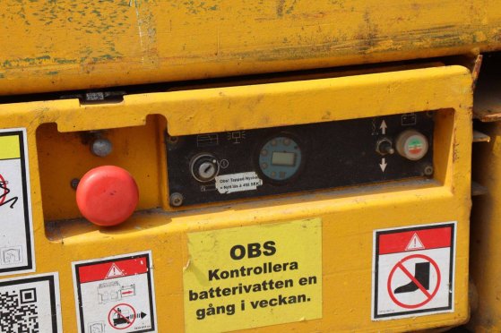 Pinguely-Haulotte Optimum 8 Scissor Lift Electric 230kg 7.8m 2005 Haulotte Optimum 8 2005 2 Scissor Lifts image 12