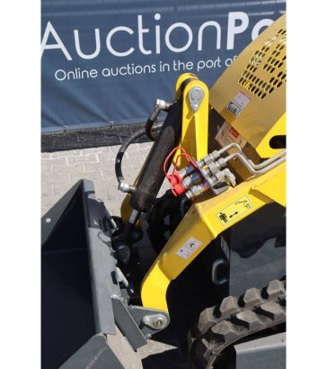Skid steer loader DPC HT360L-2 Petrol 13.5hp 2024 New DPC HT360L-2 2024 1 image 12