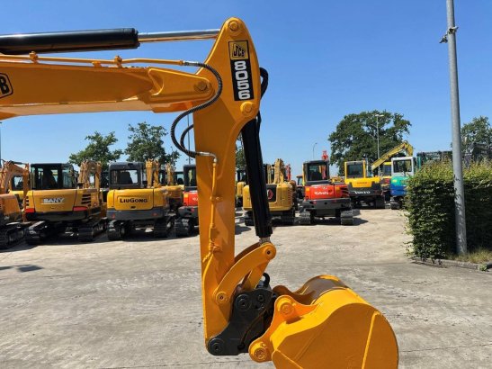 JCB 8056 Diesel Crawler Excavator 2011 8056 2011 2 Crawler Excavators image 72