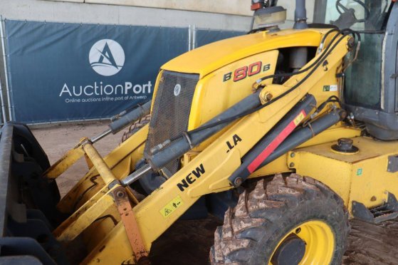 New Holland B80B-SS Diesel 72kW 2017 backhoe loader B80B-SS 2017 2 image 27