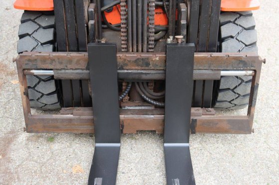 Toyota 8FBMT25 Electric Forklift 2500kg 5.5m 2013 8FBMT25 2013 2 Forklift image 12