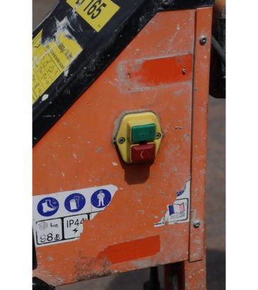 Altrad V16/B165 Electric Concrete Mixer 2015 ALTRAD V16/B165 2015 2 image 12