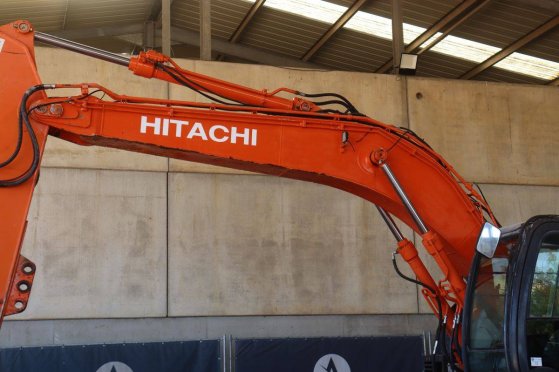 Crawler excavator Hitachi ZAXIS 225USLC-5B Diesel 122kW 2015 ZAXIS 225USLC-5B 2015 2 Crawler Excavators image 12