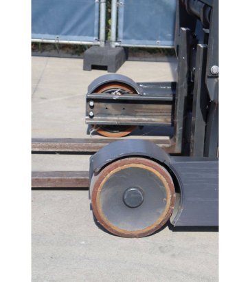 Linde R14-01 Electric Reach Truck 1400kg 8.6m 2021 R14-01 2021 2 image 12