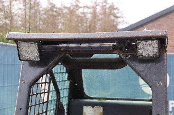Skid steer loader Bobcat S70 Diesel 2014 S70 2014 2 Wheel Loaders image 12