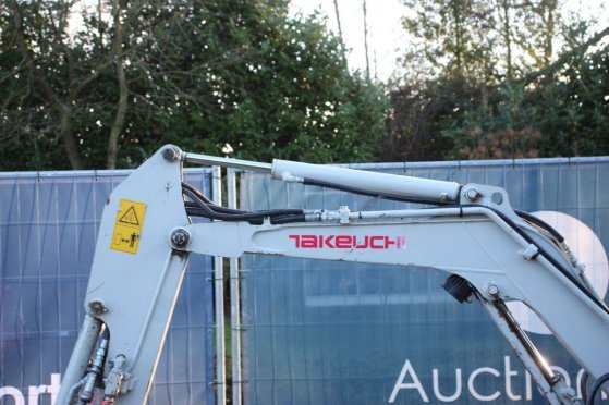 Mini excavator Takeuchi TB016 Diesel 10.3kw 2011 TB016 2011 2 image 12