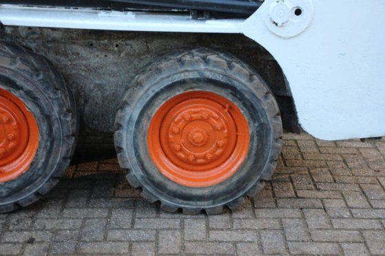 Skid steer loader Bobcat S130 Diesel 34.3kW S130 2 Wheel Loaders image 12