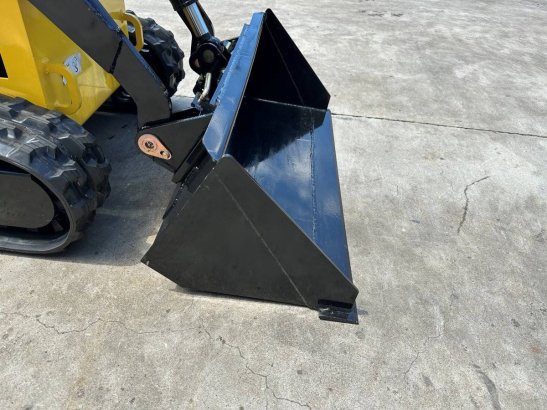 Delano T360 Skid Steer Loader Petrol 18hp 2026 New Delano T360 2026 1 image 12