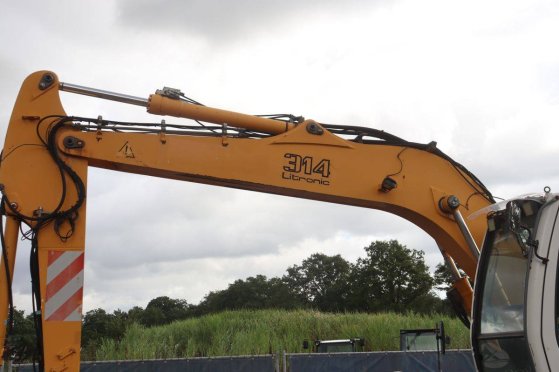 Wheel excavator Liebherr A314 Litronic Diesel 2006 A314 Litronic 2006 2 Wheeled Excavators image 12