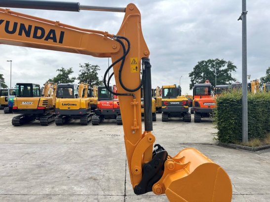 Midi excavator Hyundai R60VS Diesel 2019 R60VS 2019 2 image 12