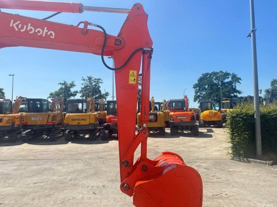Midi excavator Kubota KX185-3 Diesel 2015 KX185-3 2015 2 Crawler Excavators image 12