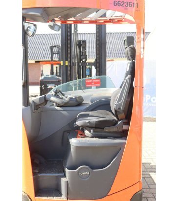 Toyota Electric Reach Truck 1400kg 2018 2018 2 image 12