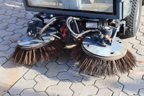 Sweeper Hako Citymaster 300 Diesel 16kW 2005 (Margin) Hako Citymaster 300 2005 2 image 12
