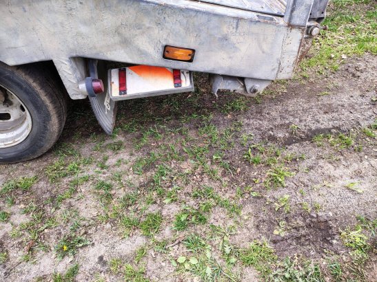 BE Combination Iveco Daily 3.0 Diesel 170hp 2005 with Semi-Low Loader VELDHUIZEN P33-7A 2005 2 Lowloader semi-trailers ima...