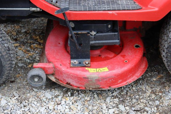 Ride-on mower Toro DH220 Petrol 2012 Toro DH220 2012 2 image 12