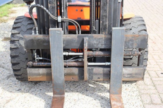 Rough-terrain forklift Mast Explorer H30DSI 2WD Diesel 38kW 3000kg 5.0m 2012 MAST EXPLORER H30DSI 2WD 2012 2 Rough Terrain...