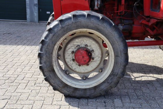 Tractor International Harvester IH 845AXLF Diesel 59kW 1983 International harvester co 845AXLF 1983 2 image 12