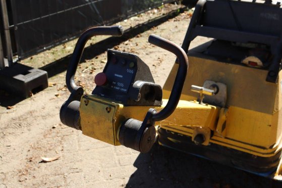 Wacker DPU 100-70 Vibratory Plate Petrol 14.7kW 2006 DPU 100-70 2006 2 image 27