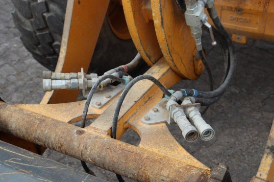 Liebherr 509 Speeder Diesel Wheel Loader 54kW 2005 509 Speeder 2005 2 Wheel Loaders image 12
