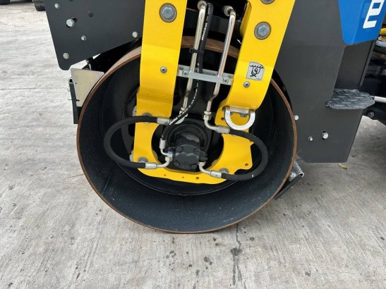 Tandem roller Bomag BW 120 Ade-5 Electric 2023 413 2023 2 image 12