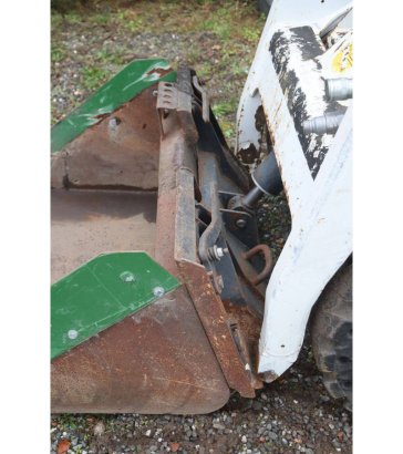 Skid steer loader Bobcat S70 Diesel 17.2kW 2016 S70 2016 2 Wheel Loaders image 12