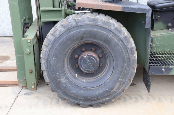 Forklift Case MHE270 Diesel 1800kg 7.3m 1996 MHE270 1996 2 Forklift image 12