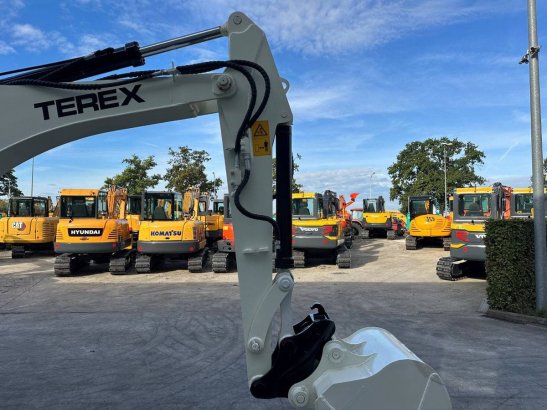 Midi excavator Terex TC65 Diesel 2011 TC65 2011 2 Crawler Excavators image 12